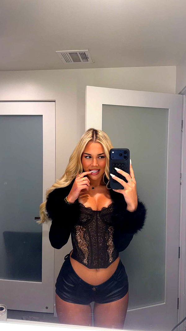 samantrasunny image ~ Altpins