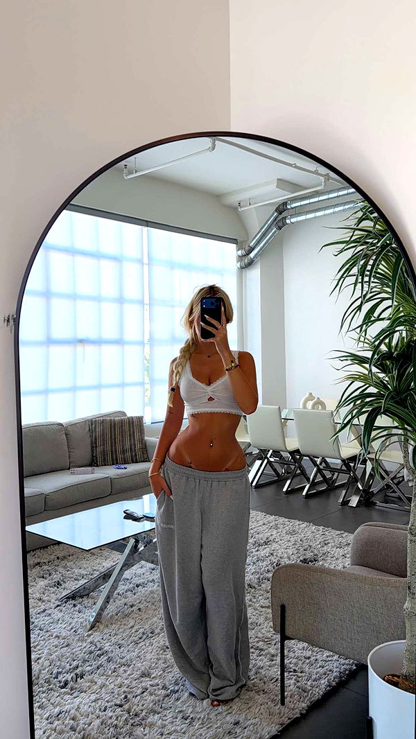 samantrasunny image ~ Altpins