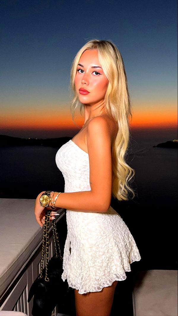 samantrasunny image ~ Altpins