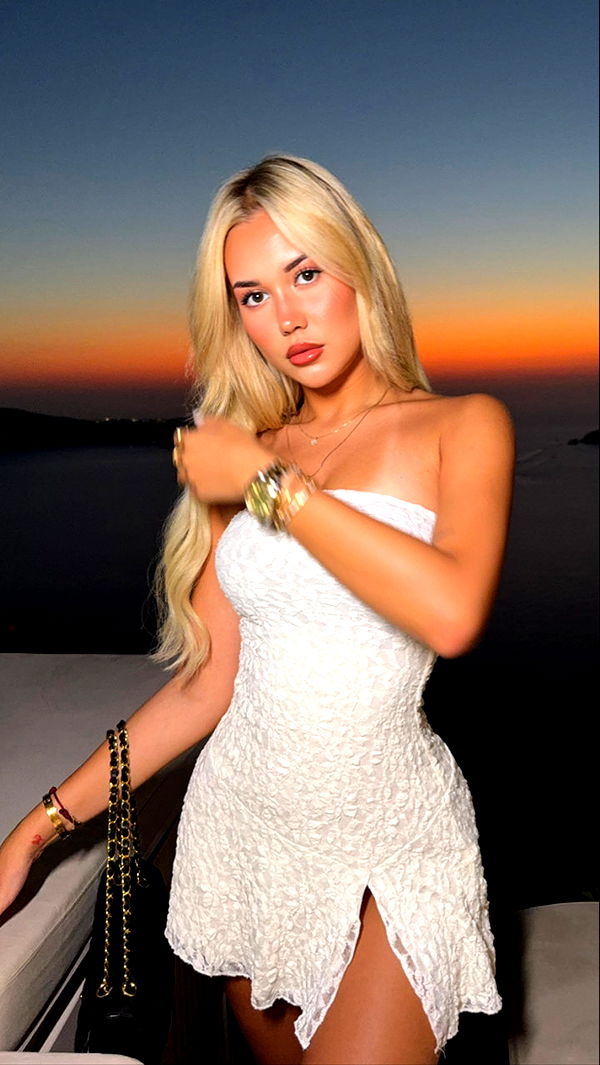 samantrasunny image ~ Altpins