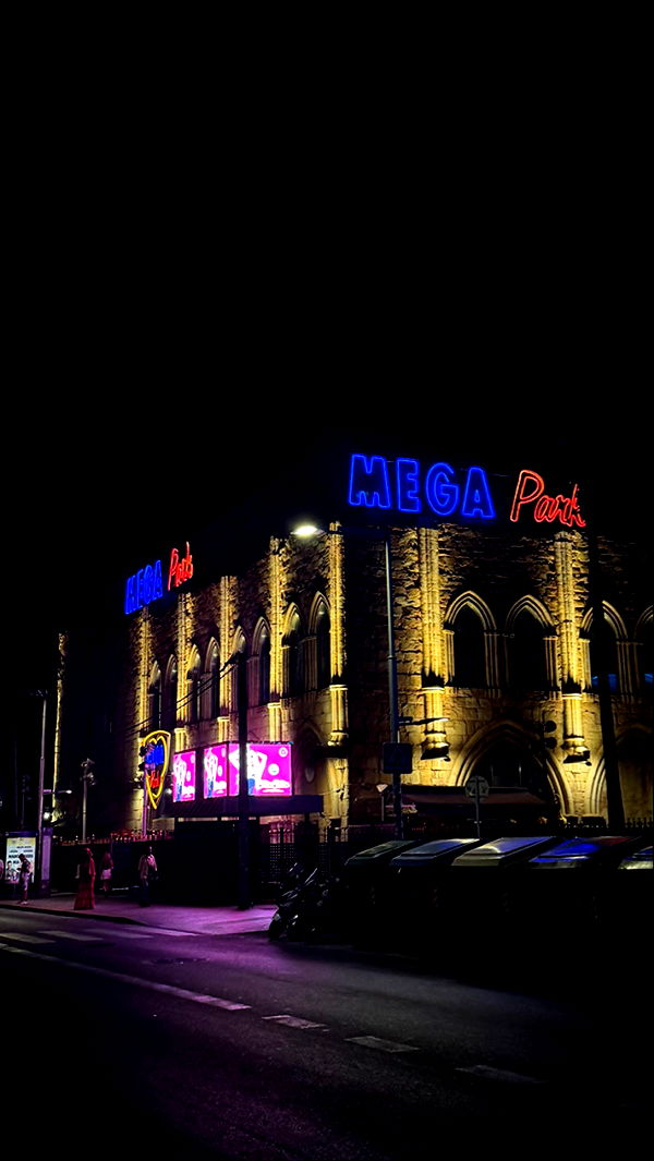 samantrasunny image ~ Altpins