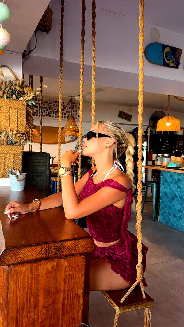 samantrasunny image ~ Altpins