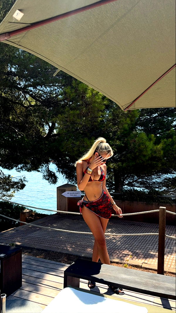 samantrasunny image ~ Altpins