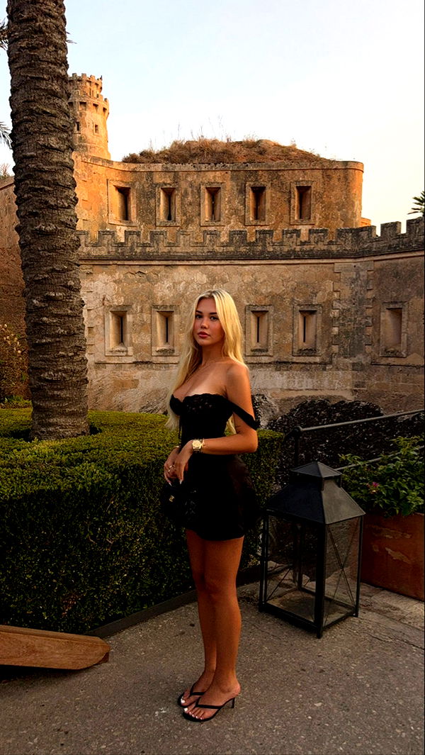 samantrasunny image ~ Altpins