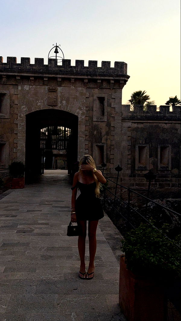 samantrasunny image ~ Altpins