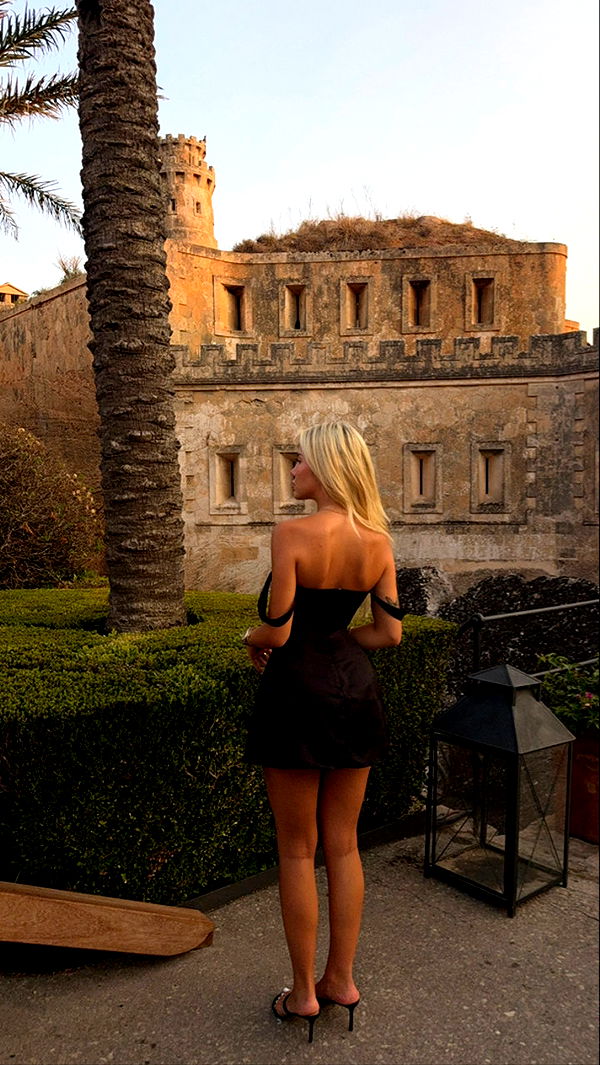 samantrasunny image ~ Altpins