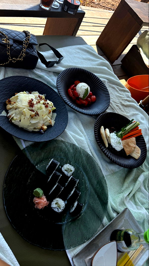 samantrasunny image ~ Altpins