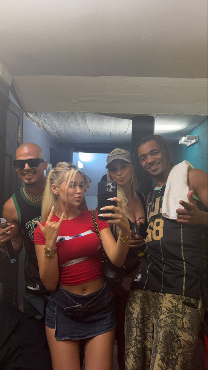 samantrasunny snapchat image archive image