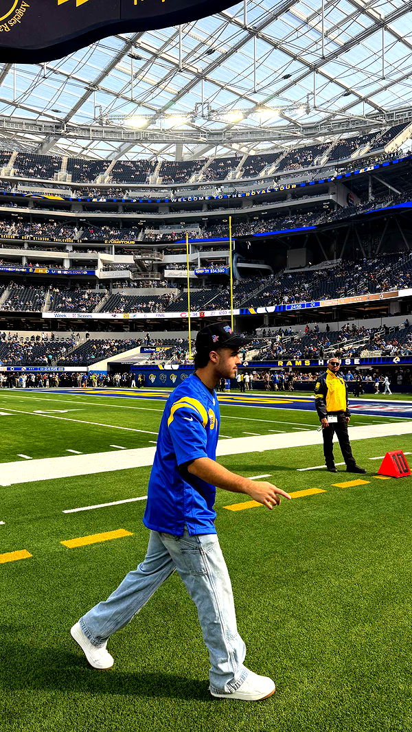 samantrasunny image ~ Altpins