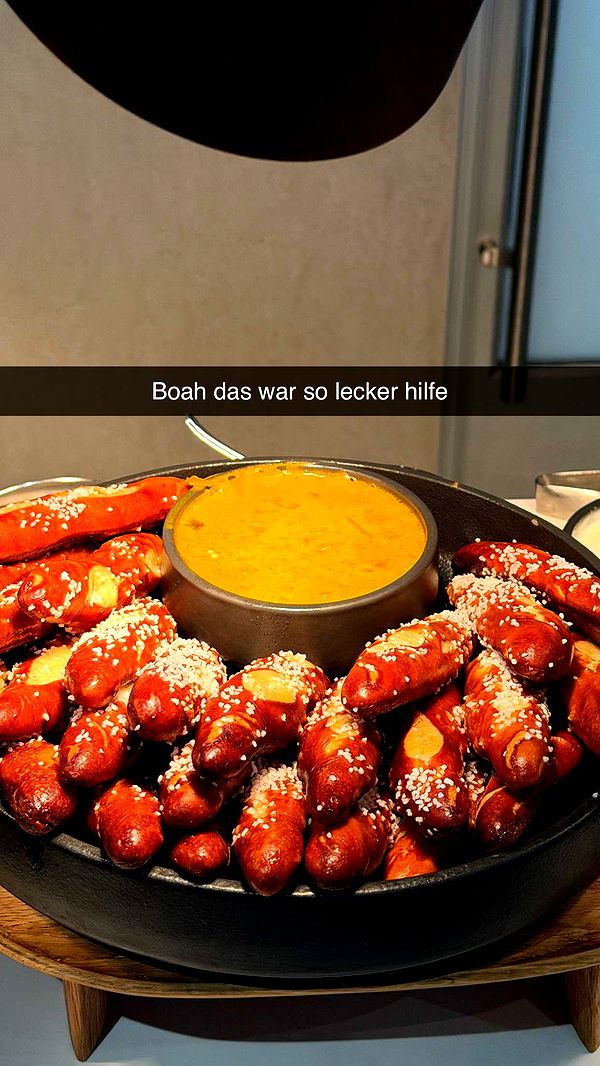 samantrasunny image ~ Altpins