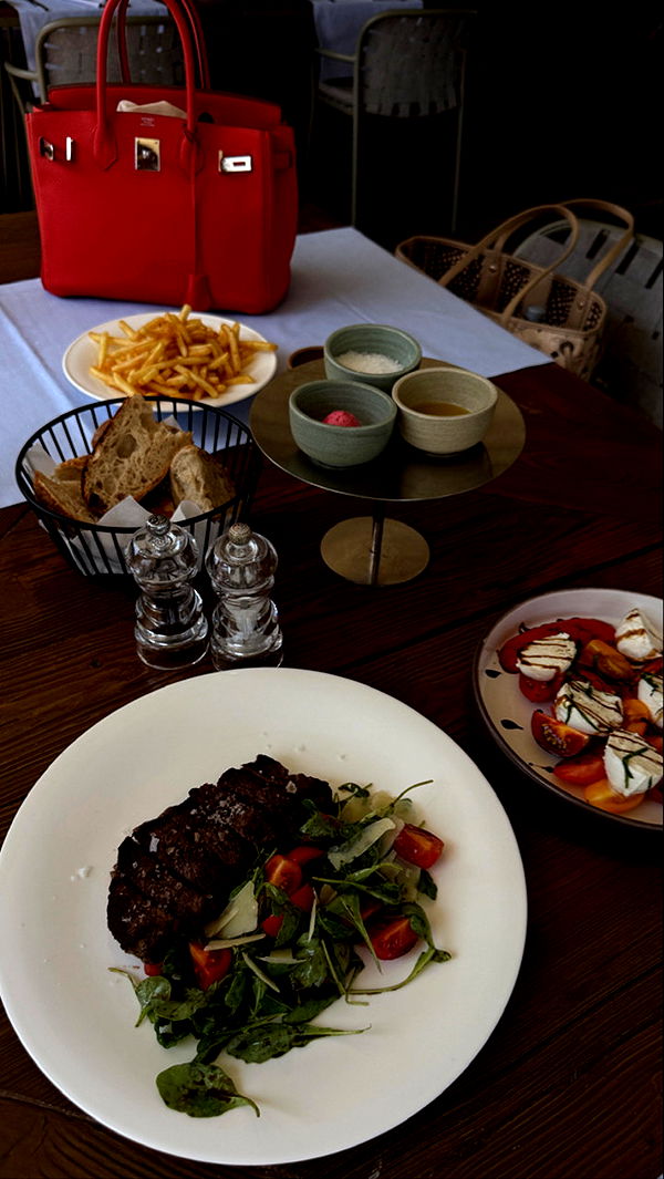 samantrasunny image ~ Altpins