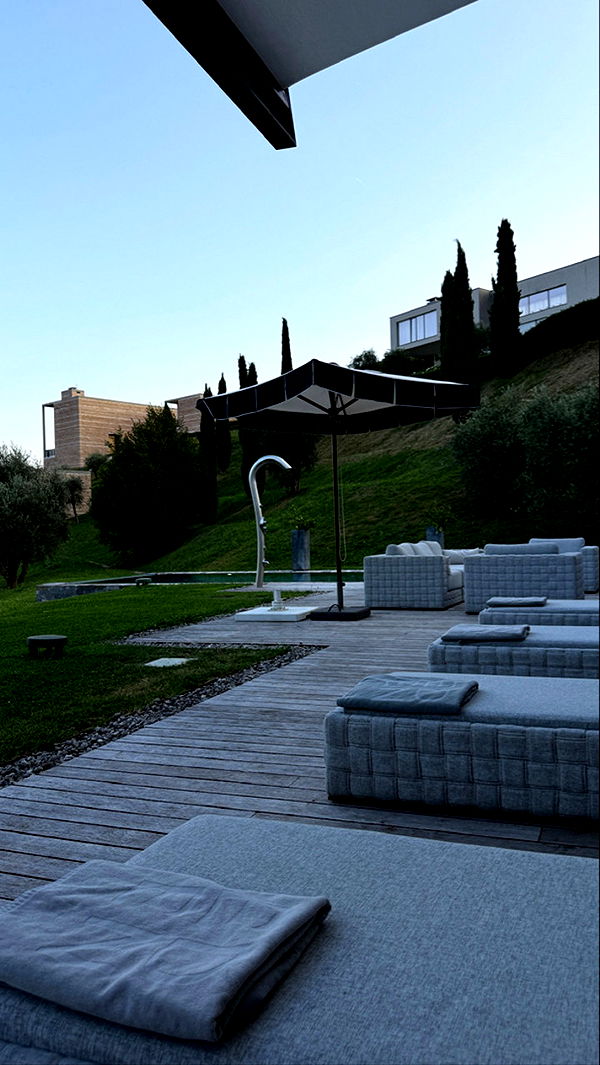 samantrasunny image ~ Altpins