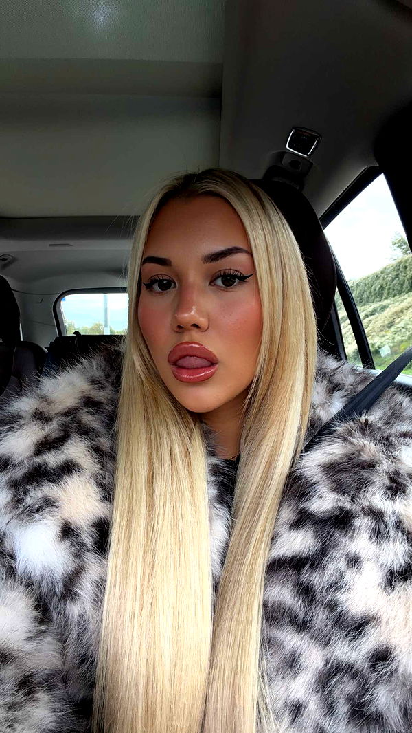 samantrasunny image ~ Altpins