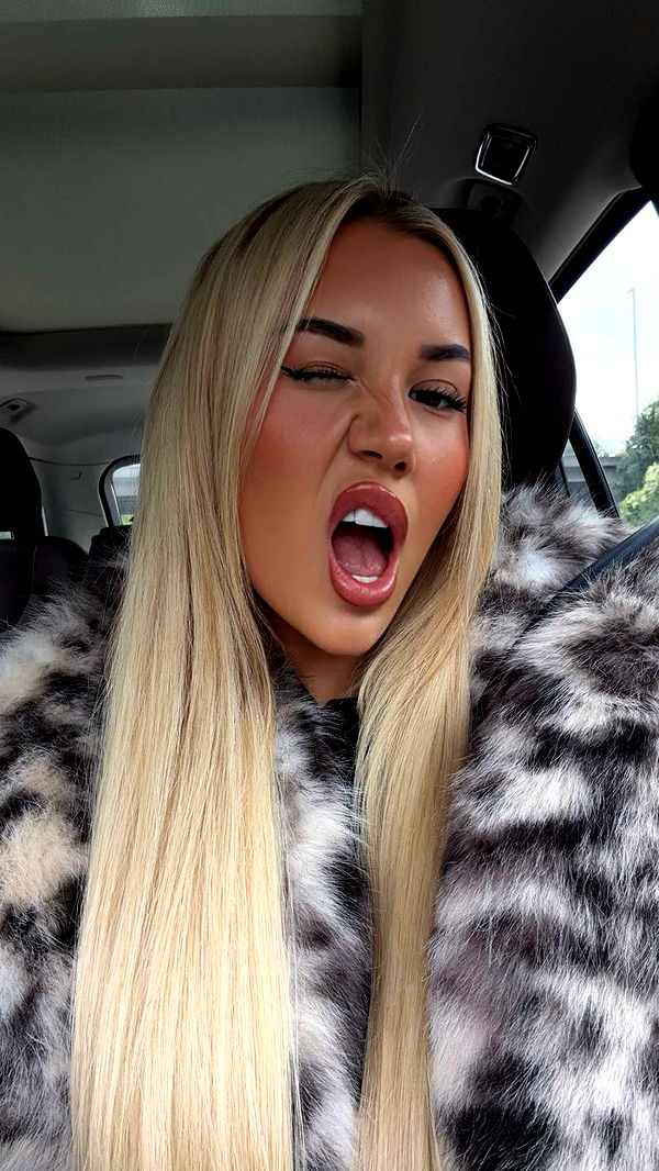 samantrasunny image ~ Altpins