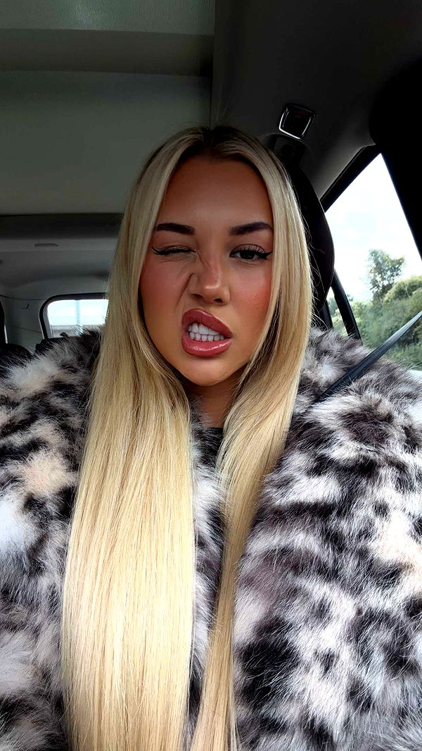 samantrasunny image ~ Altpins