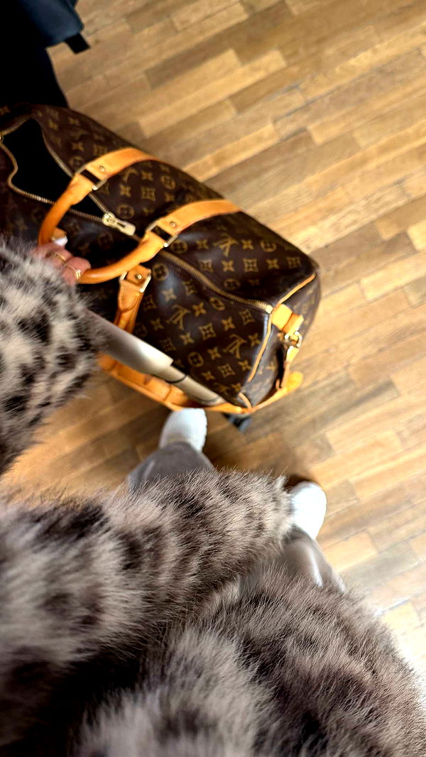 samantrasunny image ~ Altpins