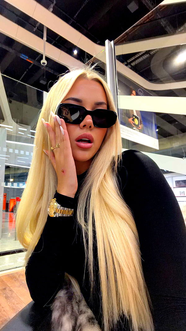 samantrasunny image ~ Altpins