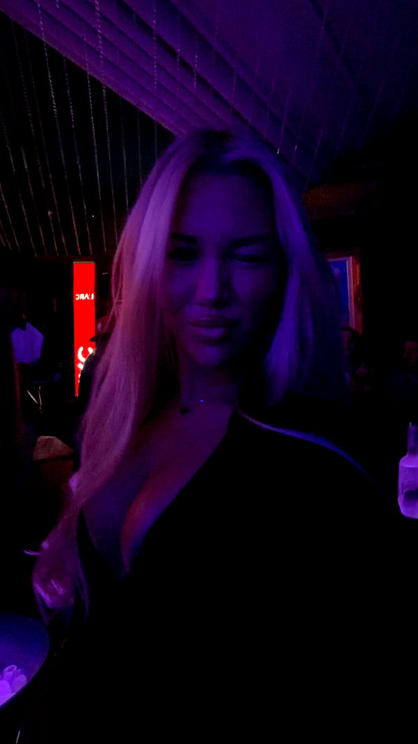 samantrasunny image ~ Altpins