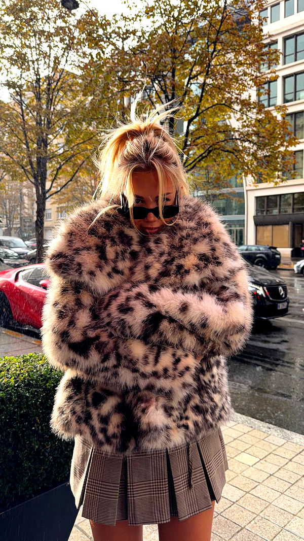 samantrasunny image ~ Altpins