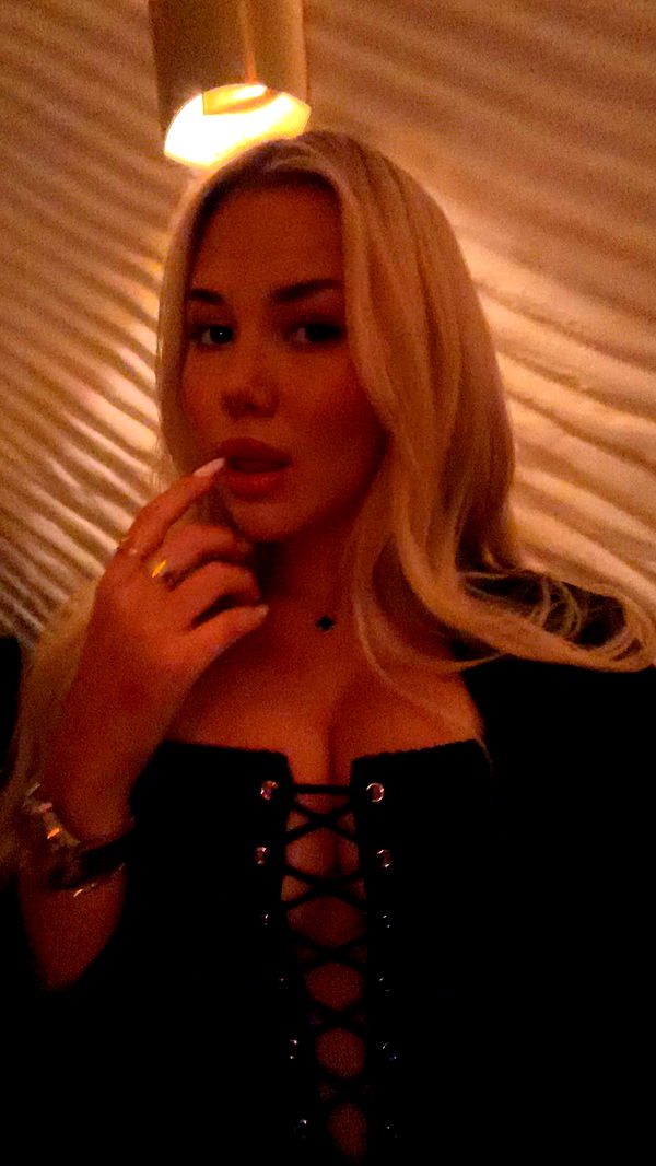 samantrasunny image ~ Altpins