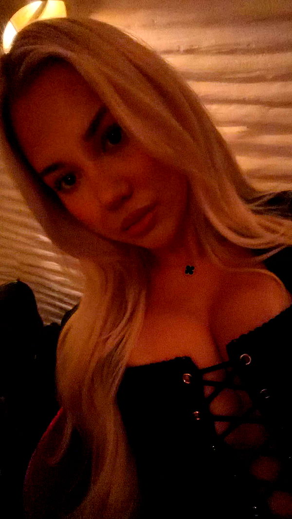 samantrasunny image ~ Altpins