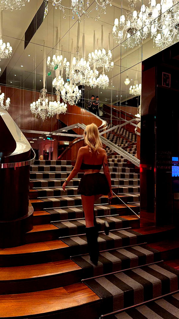 samantrasunny image ~ Altpins