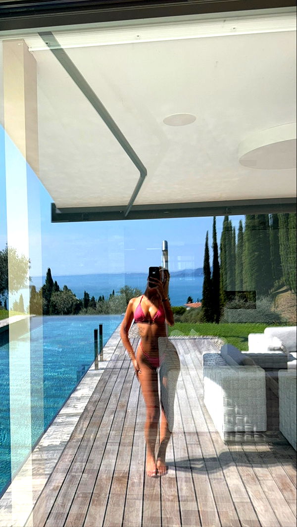 samantrasunny image ~ Altpins