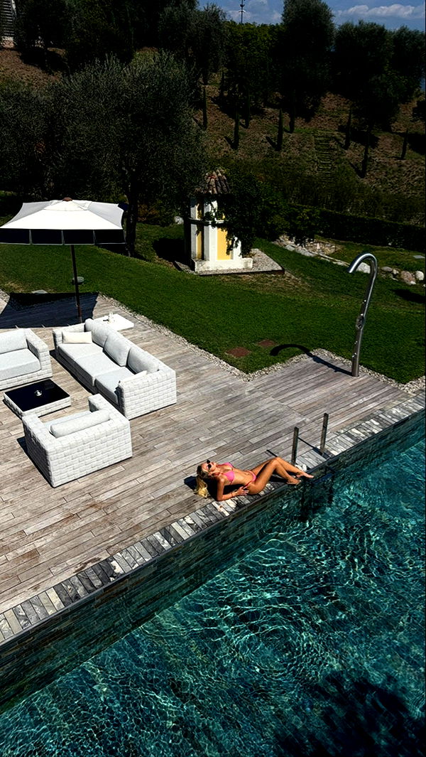 samantrasunny image ~ Altpins