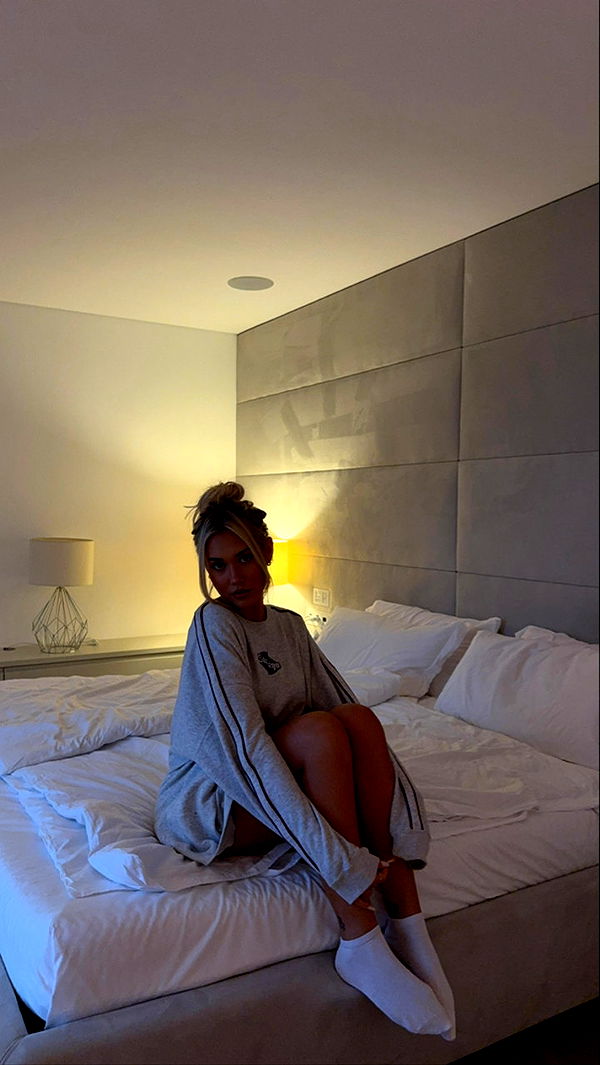 samantrasunny image ~ Altpins