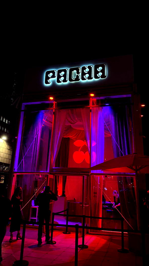 samantrasunny image ~ Altpins