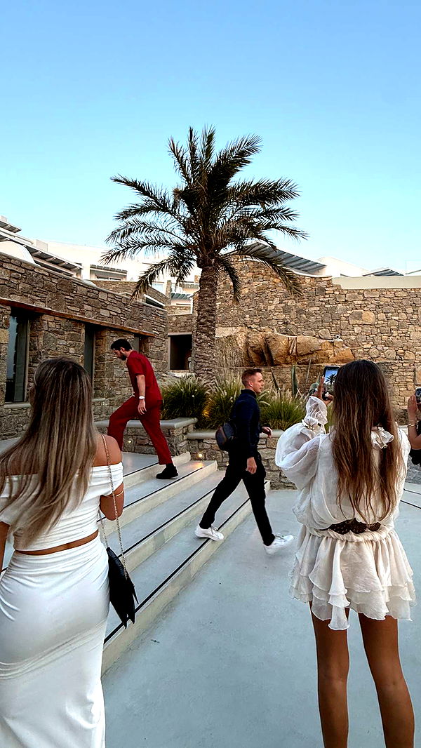 samantrasunny image ~ Altpins