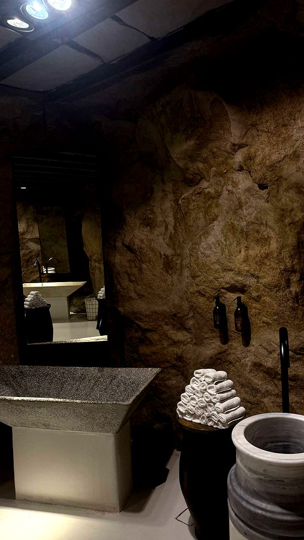 samantrasunny image ~ Altpins