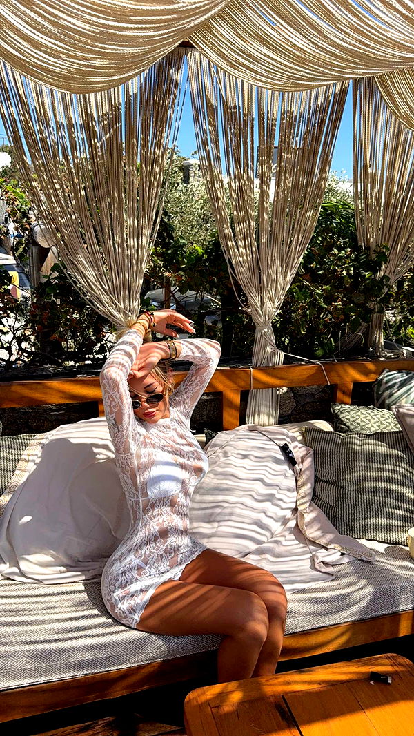 samantrasunny image ~ Altpins