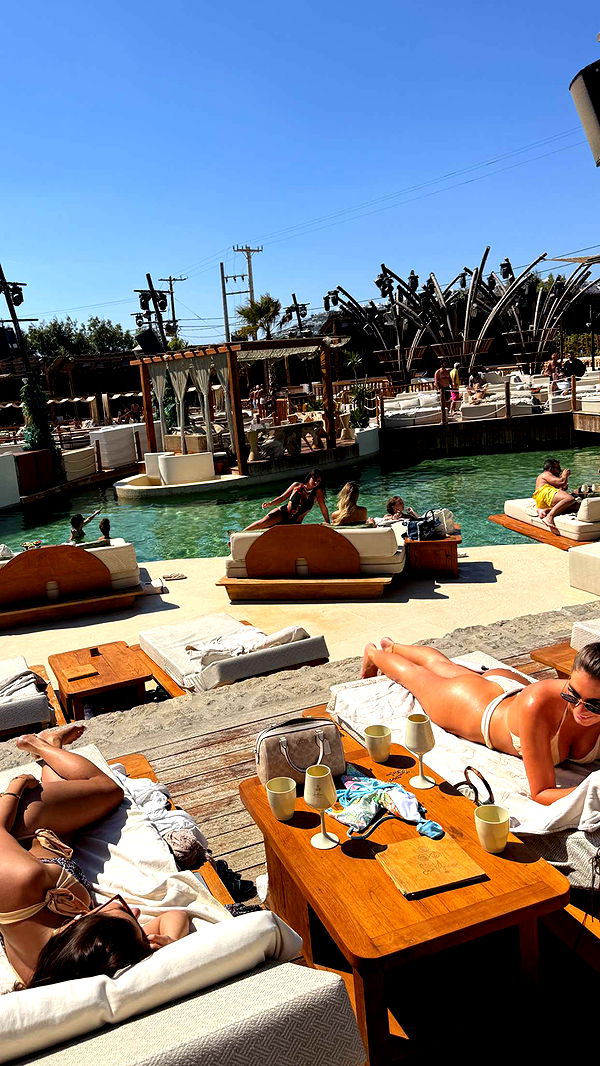 samantrasunny image ~ Altpins