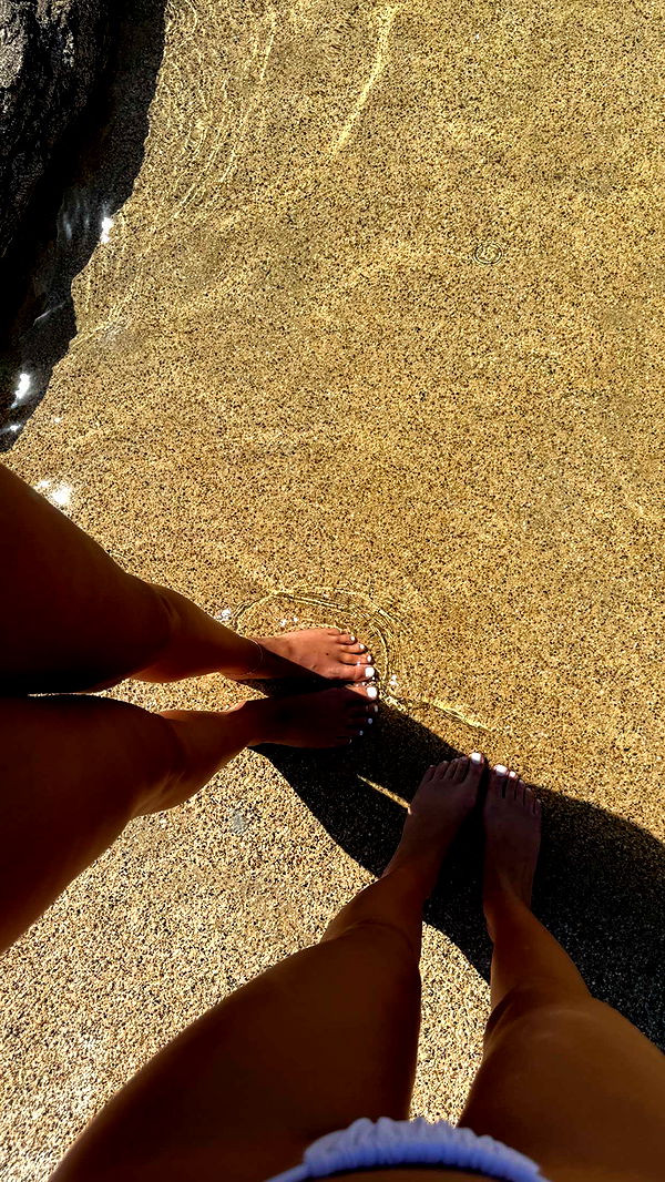 samantrasunny image ~ Altpins