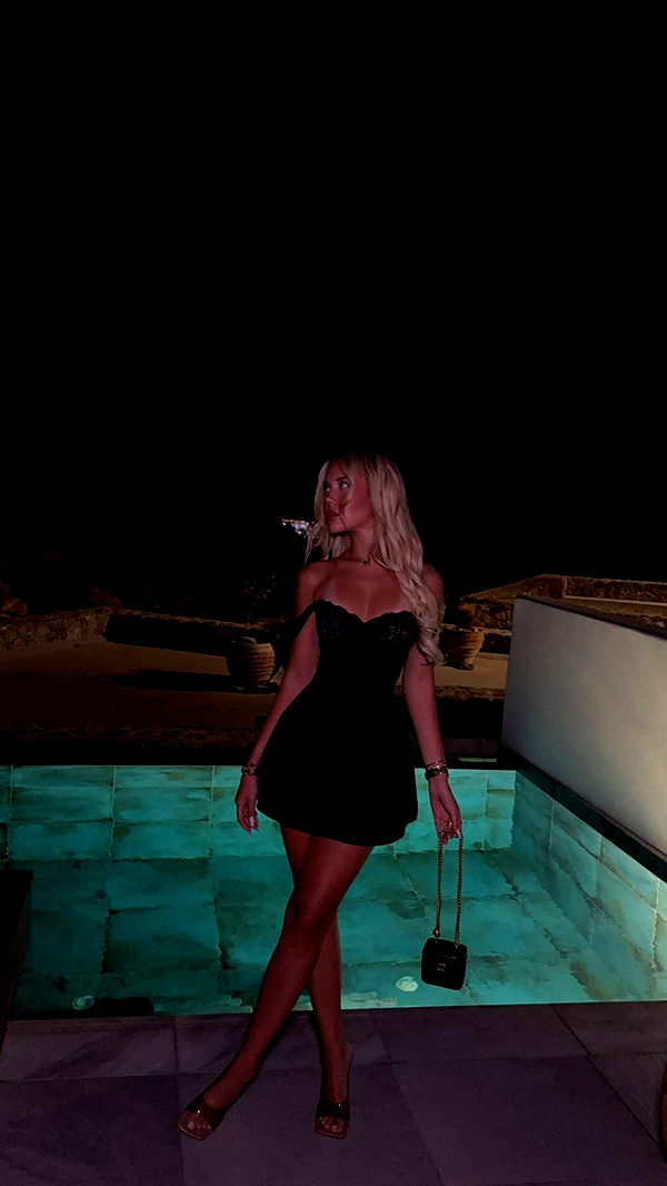 samantrasunny image ~ Altpins