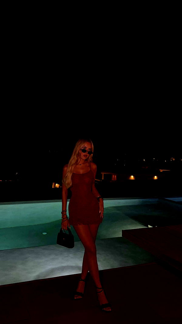 samantrasunny image ~ Altpins