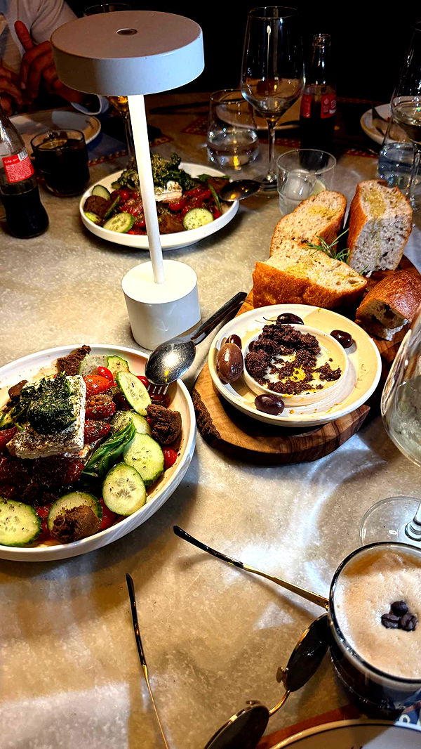 samantrasunny image ~ Altpins