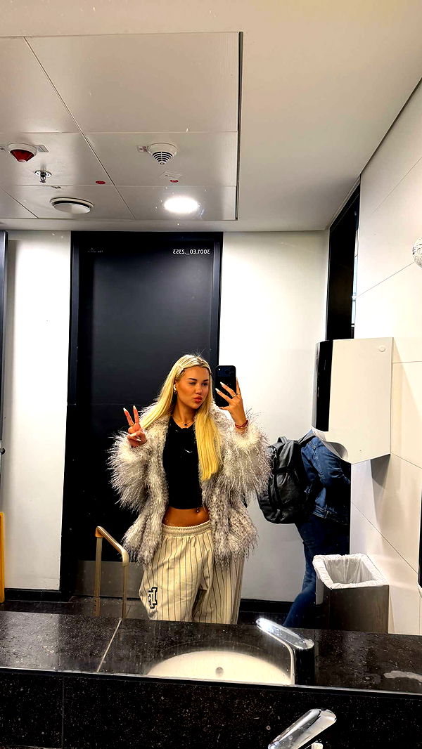 samantrasunny image ~ Altpins