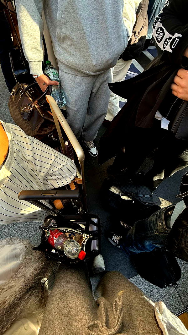 samantrasunny image ~ Altpins