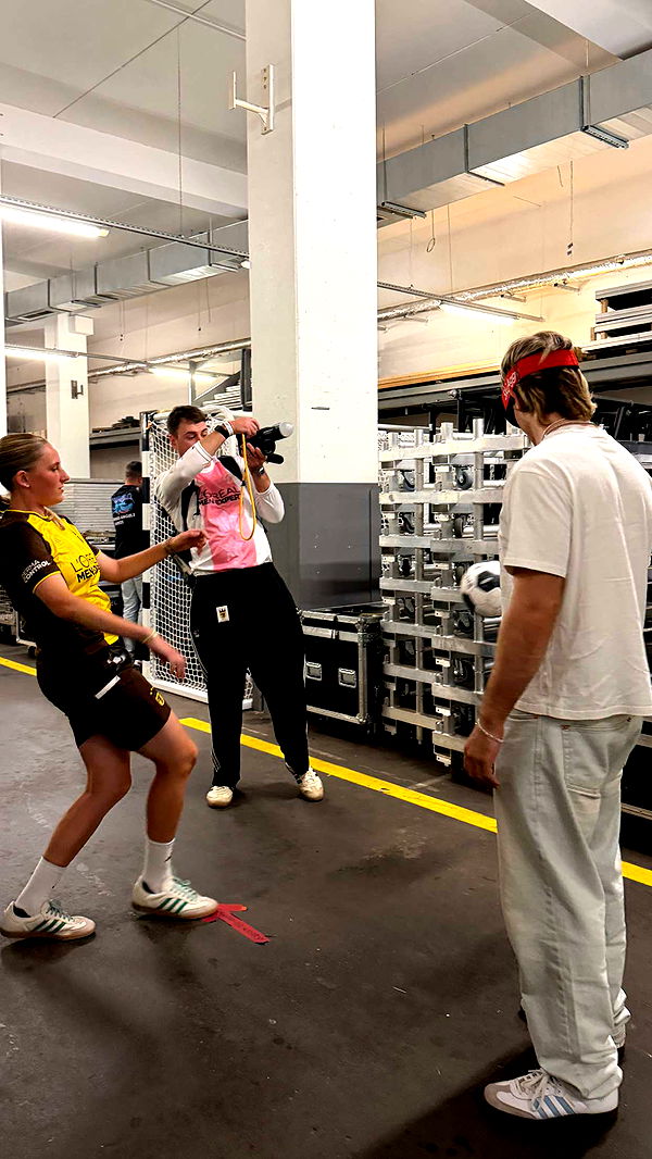 samantrasunny image ~ Altpins