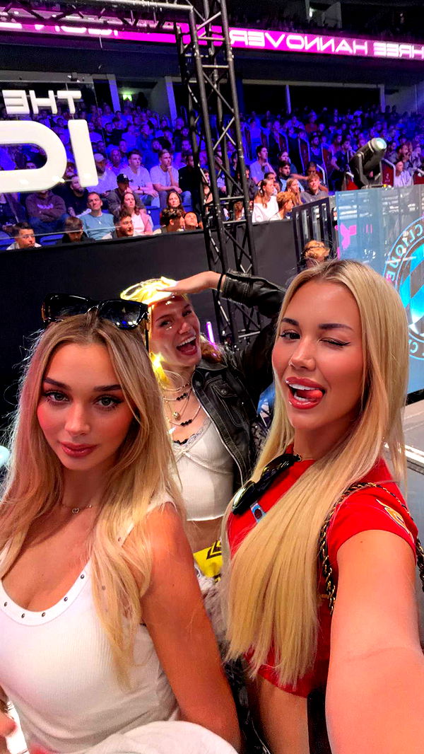 samantrasunny image ~ Altpins