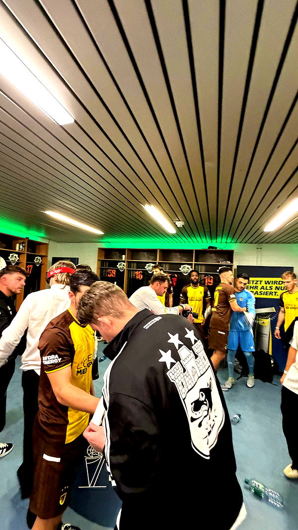 samantrasunny image ~ Altpins