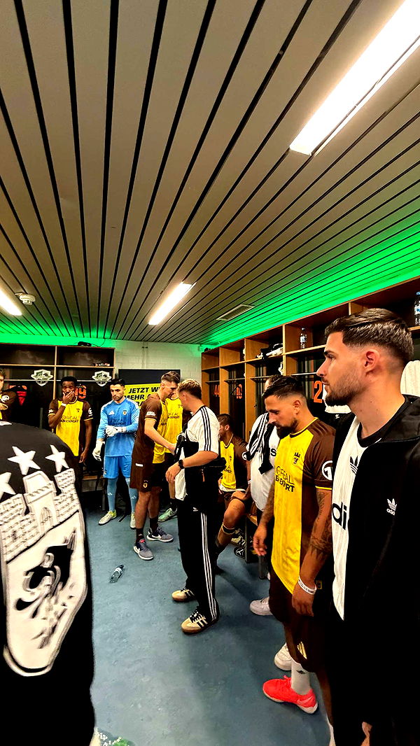 samantrasunny image ~ Altpins