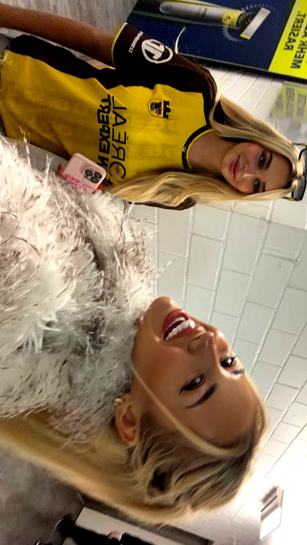 samantrasunny image ~ Altpins