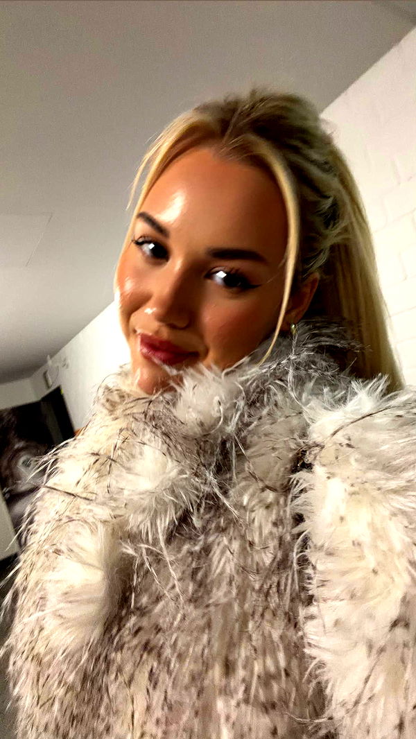 samantrasunny image ~ Altpins