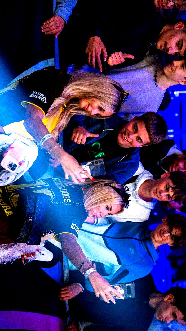 samantrasunny image ~ Altpins