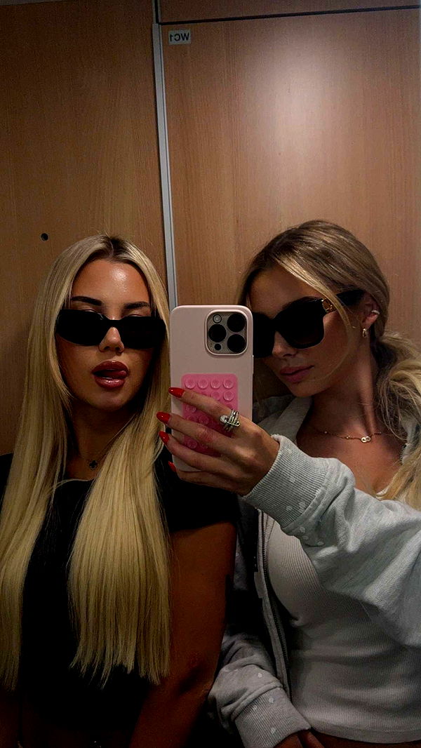 samantrasunny image ~ Altpins