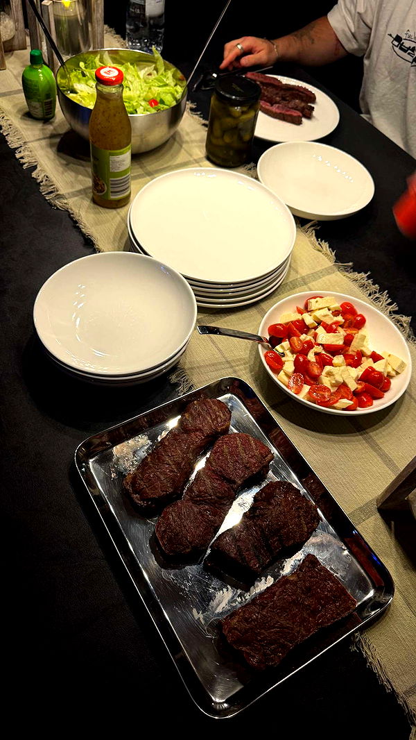 samantrasunny image ~ Altpins