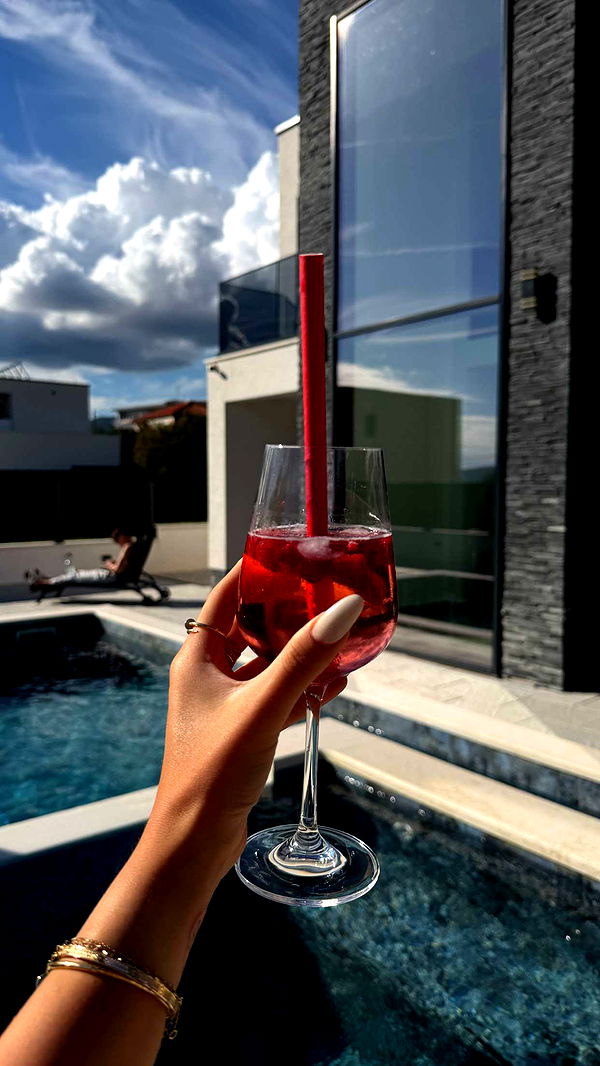 samantrasunny image ~ Altpins